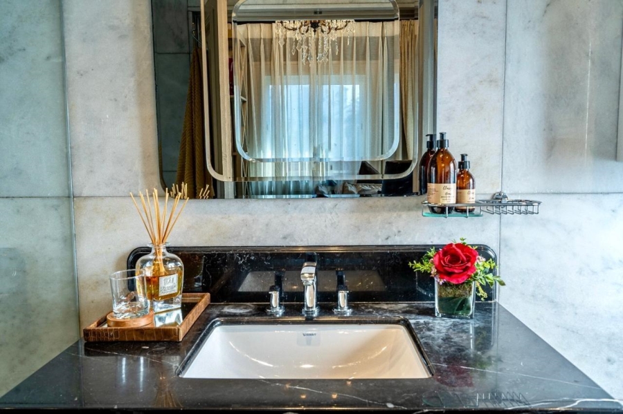 To Let 2 Bedroom Property for Rent in Bantry Bay Western Cape